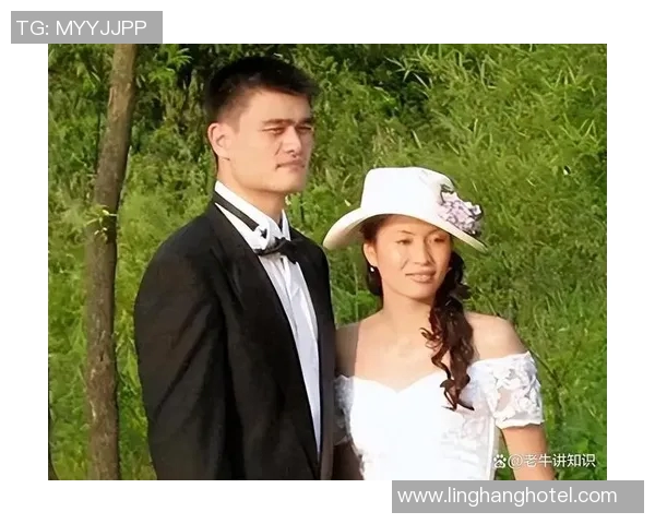 姚明与姐姐的温情故事：从篮球巨星到家庭温暖的背后情感揭秘